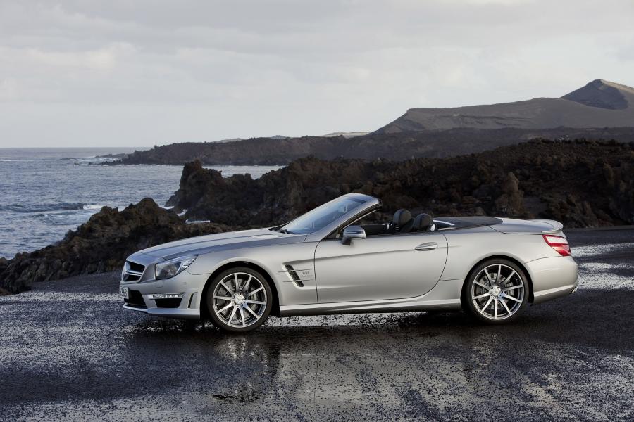  Mercedes-Benz SL63 AMG 2012 года  (фото 14 из 69)